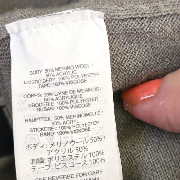 J. Crew Harlow Star Embroidered Merino Wool V Neck Cardigan Sweater Size XS - Picture 8 of 8